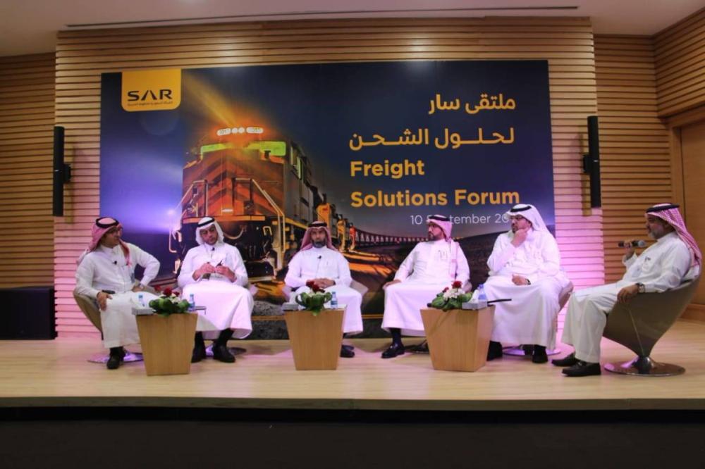 وزير النقل يدشن بدء تطوير مرافق شركة الخطوط السعودية للشحن ...