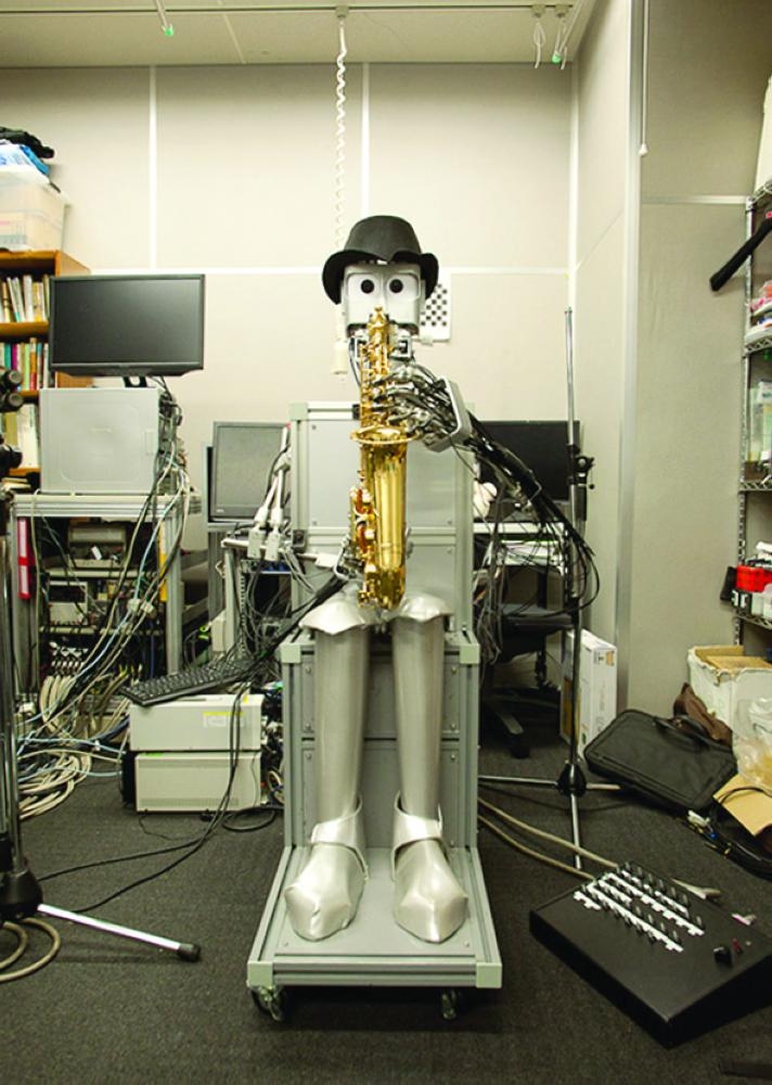 



إنسان آلي في أحد المعامل                (تويتر)