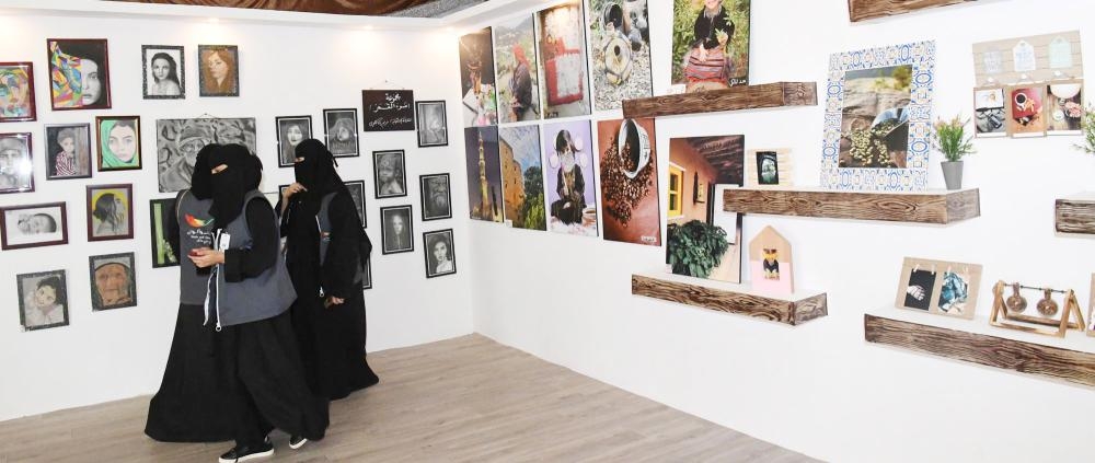 



من معرض الموهوبات                                                  (واس)