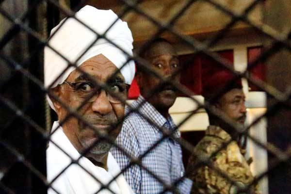 مسؤول دولي يدعو لاستعادة أموال السودان المنهوبة في قطر   صحيفة مكة