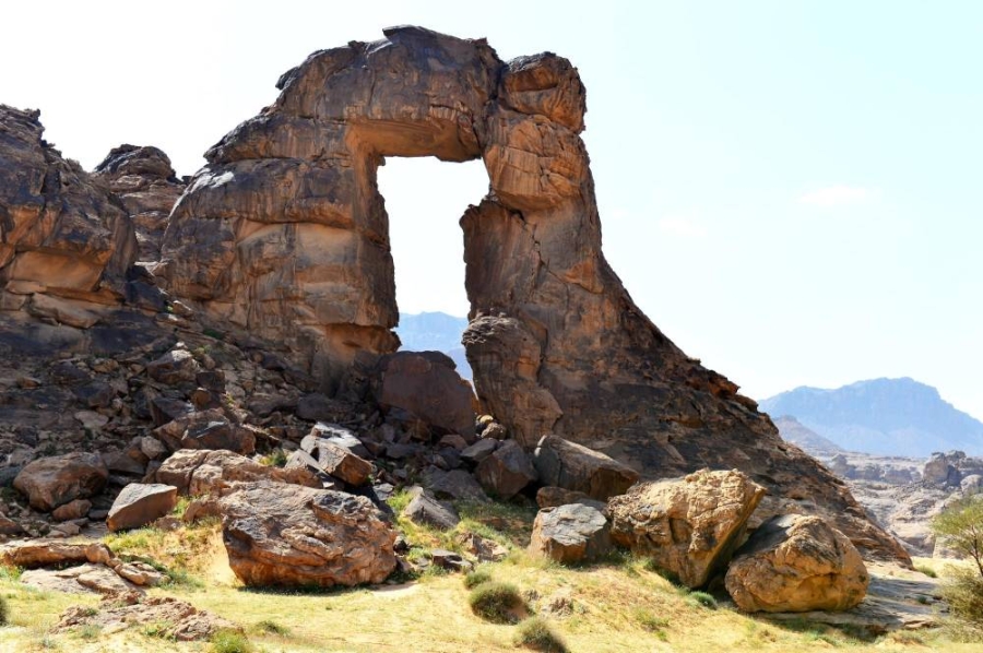 



جانب من جبال المسمى بحائل                                (واس)