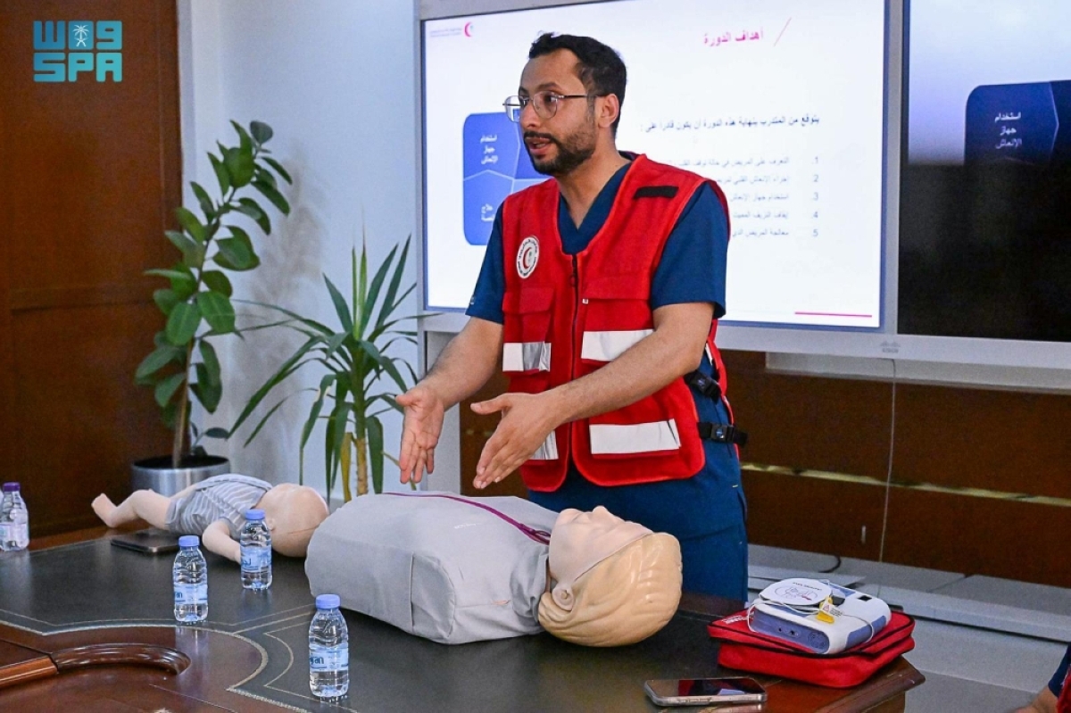 الهلال الأحمر بنجران. ينفذ مشروع «الثمان الأولى» 