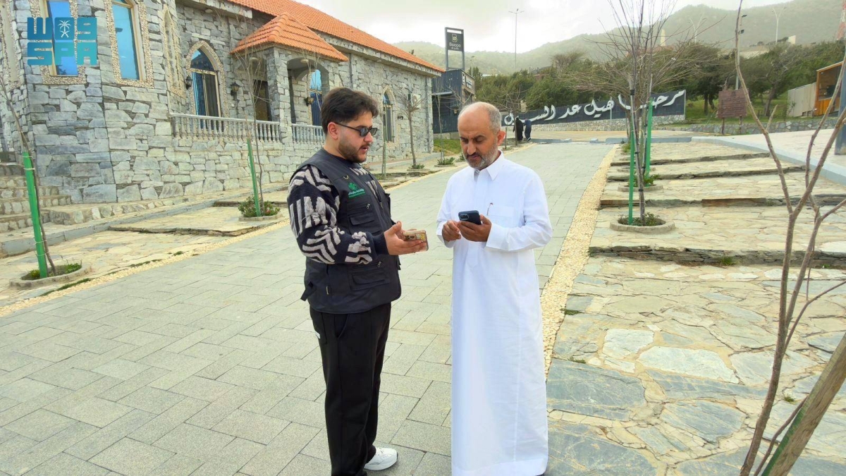 أمانة الباحة توزع «باركود» للمواقع والمعالم التراثية