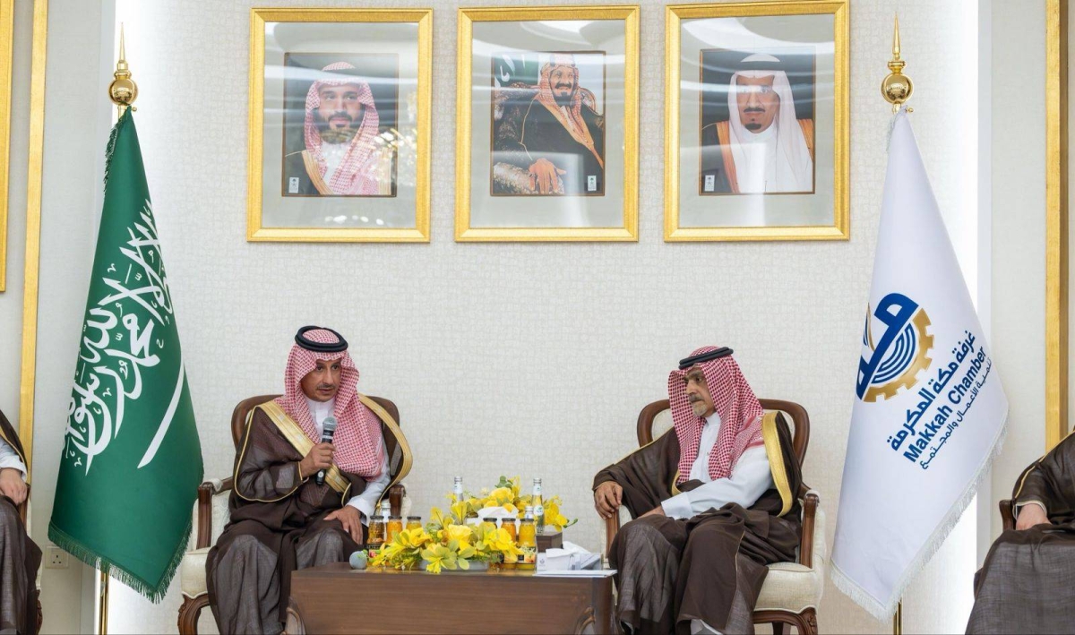 غرفة مكة المكرمة تستضيف لقاء وزير السياحة مع مشغّلي مرافق الضيافة لمتابعة جاهزية حج 1447هـ 